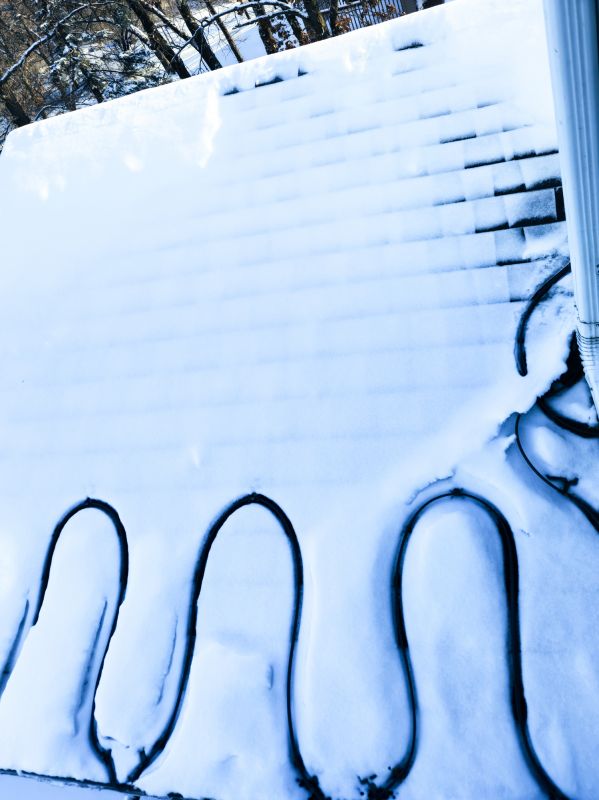 Roof Heating Cable Installation